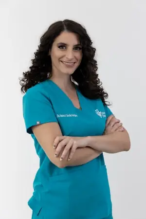 Profesional sanitario en contexto clínico
